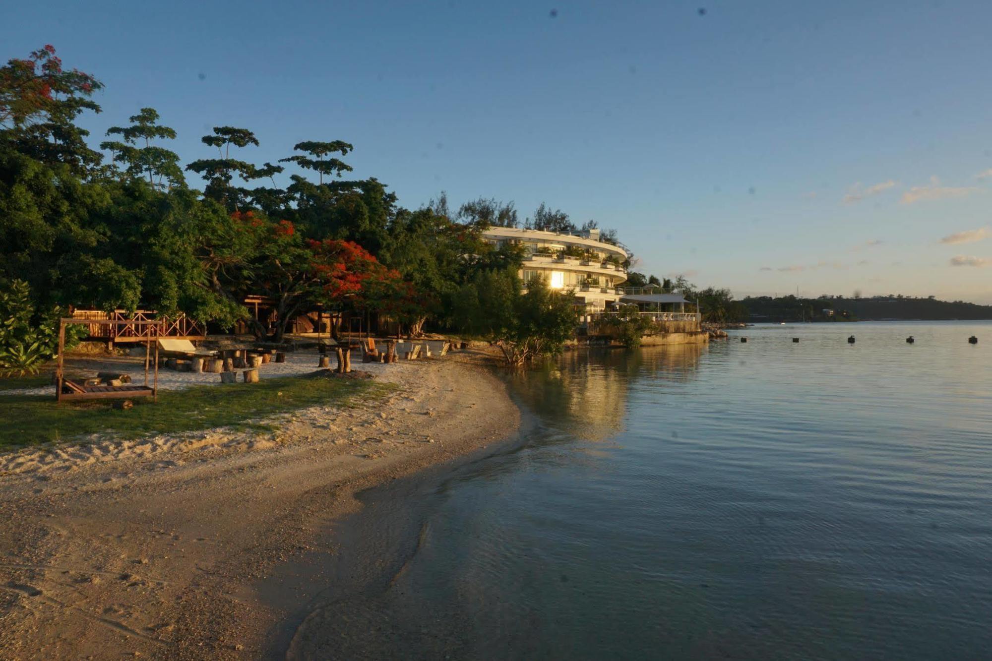 Chantillys On The Bay Port Vila Eksteriør billede